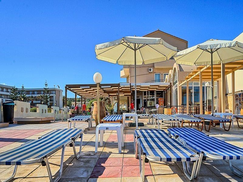 Jo An Beach Hotel Adelianos Kampos Eksteriør billede