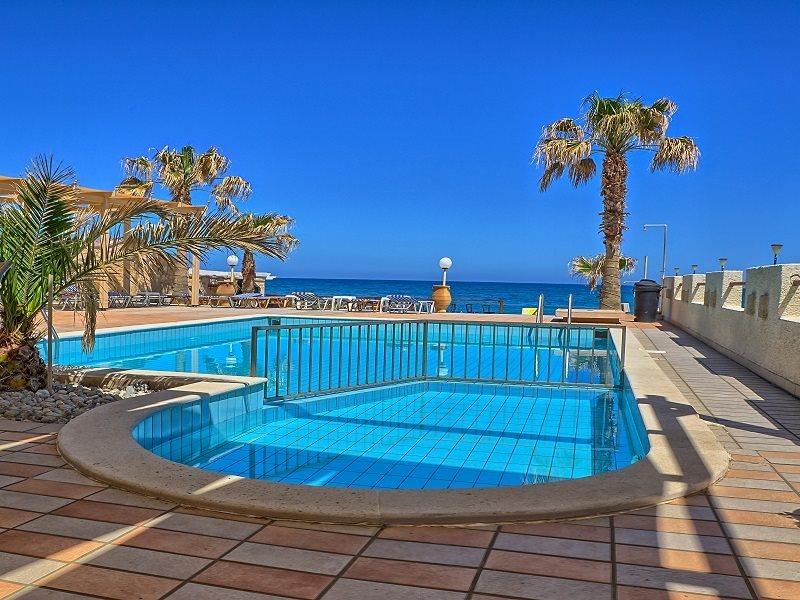 Jo An Beach Hotel Adelianos Kampos Eksteriør billede