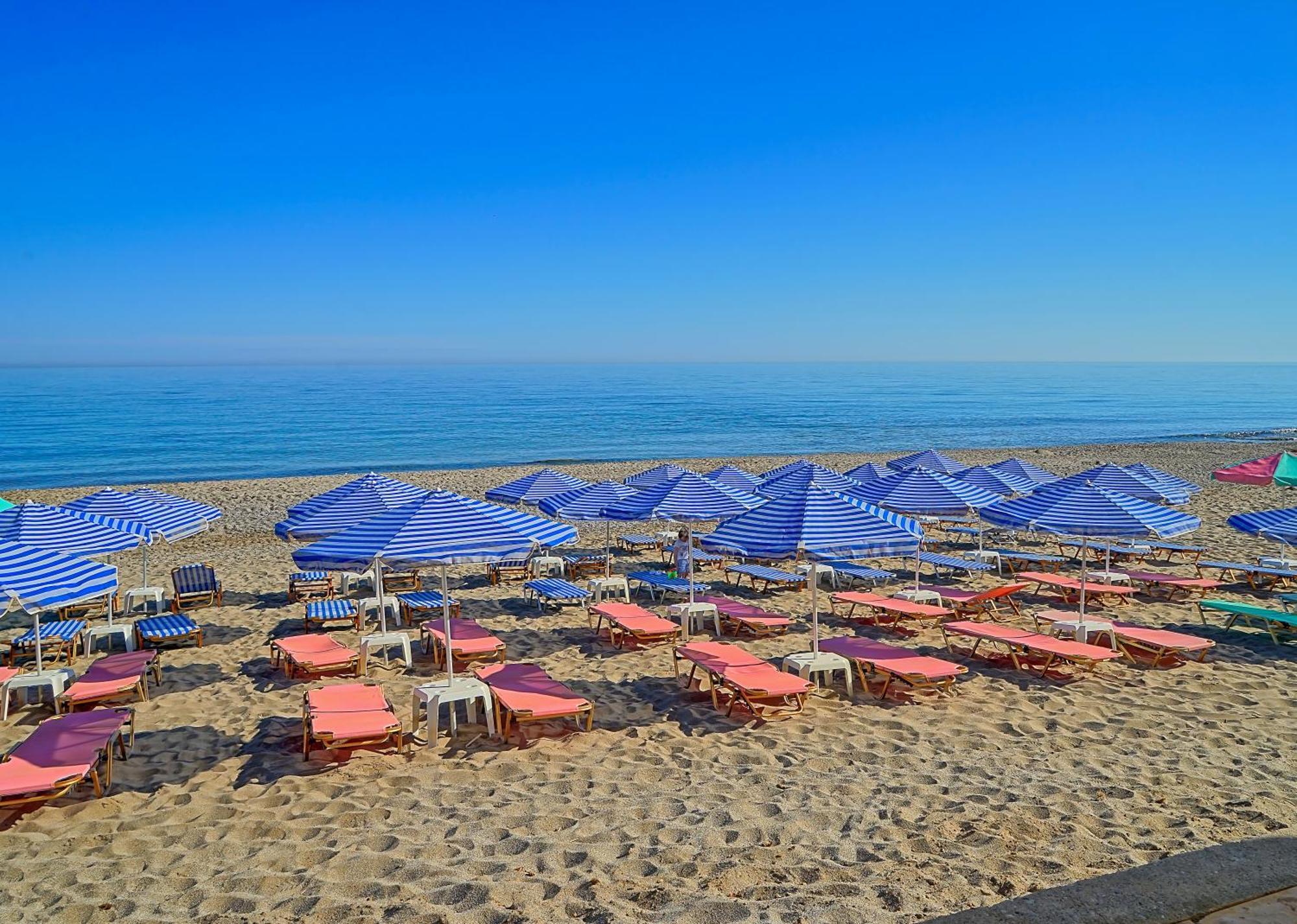 Jo An Beach Hotel Adelianos Kampos Eksteriør billede